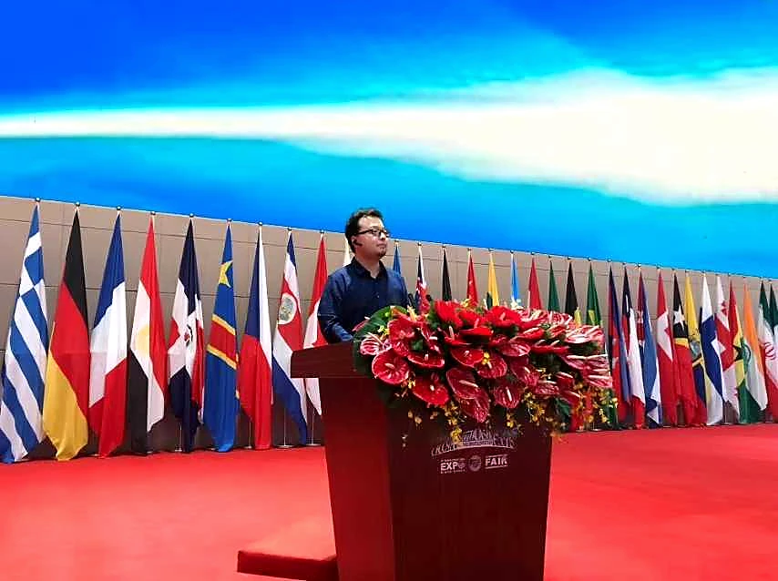 公司代表在2018年南博会期间作企业分享